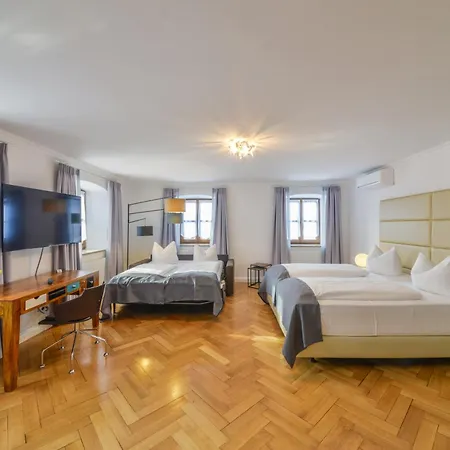 Wandinger Hof Hotel 3*
