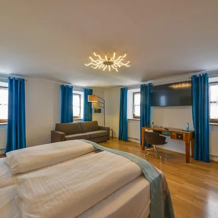 Wandinger Hof Hotel 3*