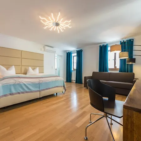 Wandinger Hof Hotel