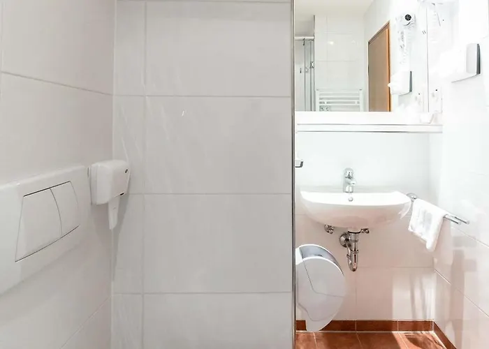 Wandinger Hof 3*