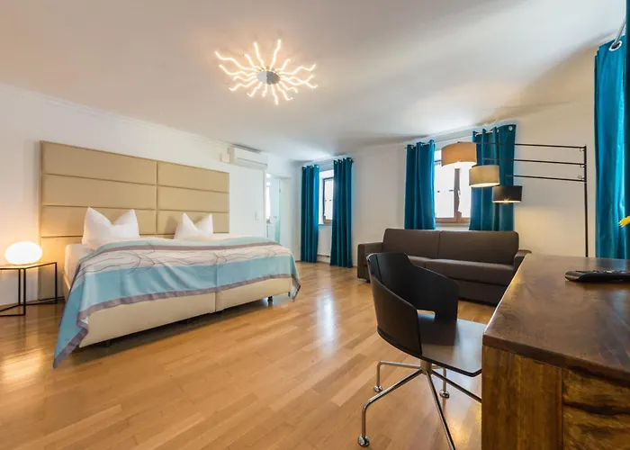 Wandinger Hof Hotel