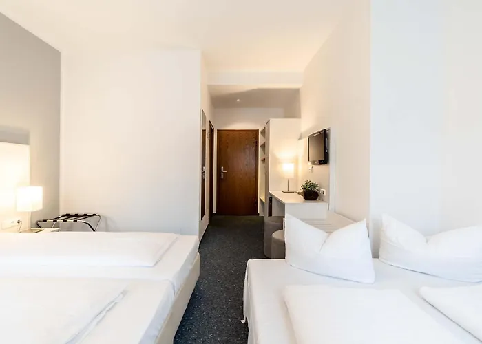 Wandinger Hof Отель Маркт-Швабен